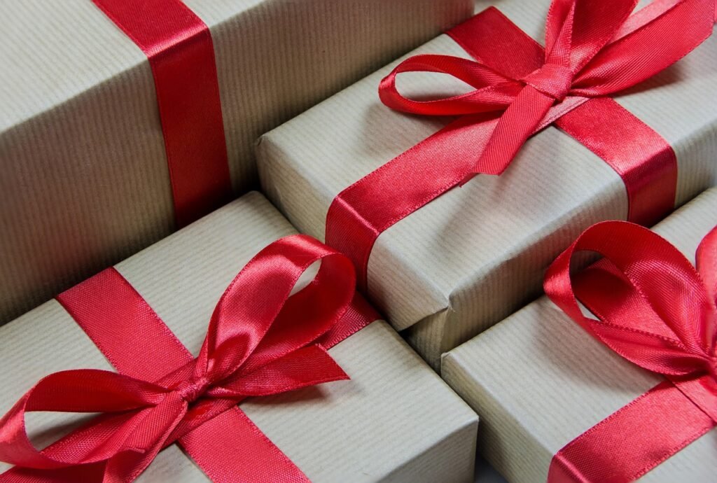 presents, gifts, happy birthday, traditional, ribbon, packaging, surprise, package, christmas, anniversary